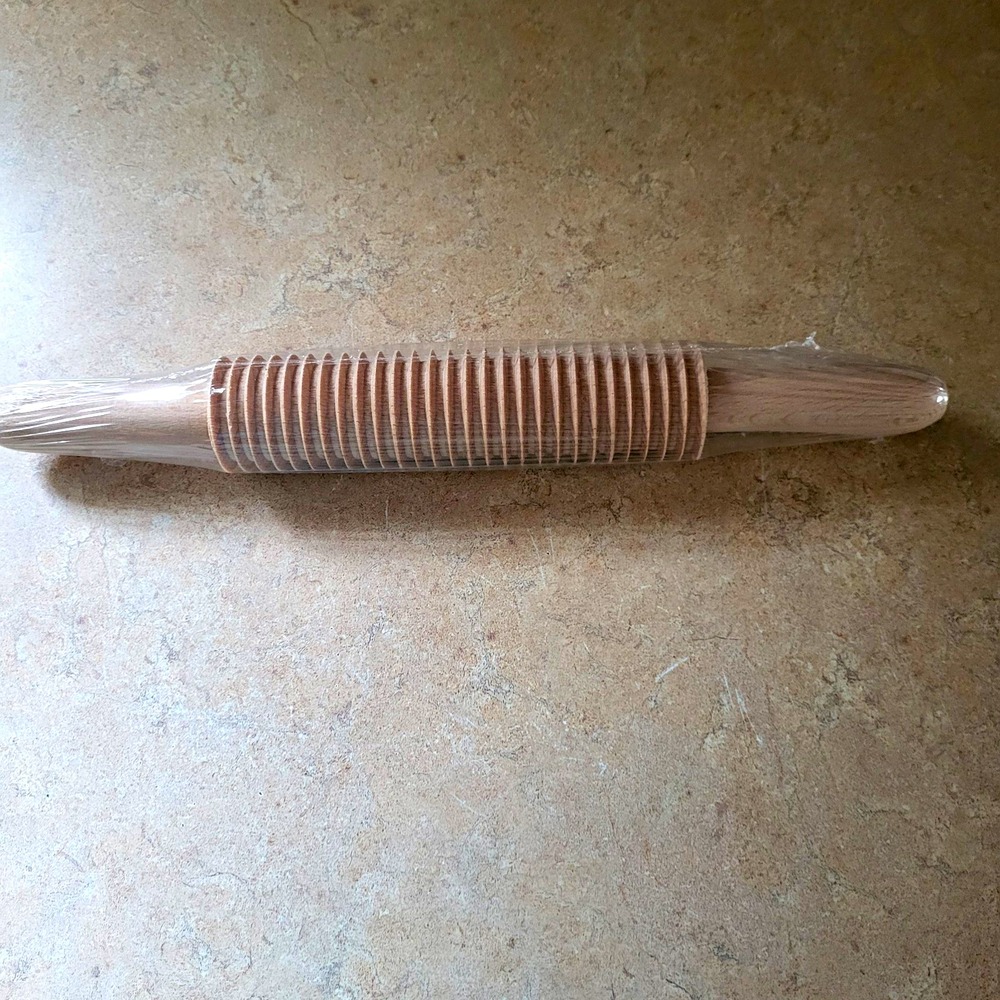 Wood Textured Embossing Rolling pasta Pin with Handles, Beige, 12 in x 2 in